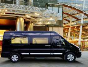 THUÊ XE LIMOUSINE THAM DỰ SỰ KIỆN
