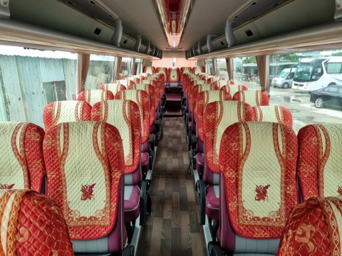 Đoàn xe 45 chỗ rước dâu