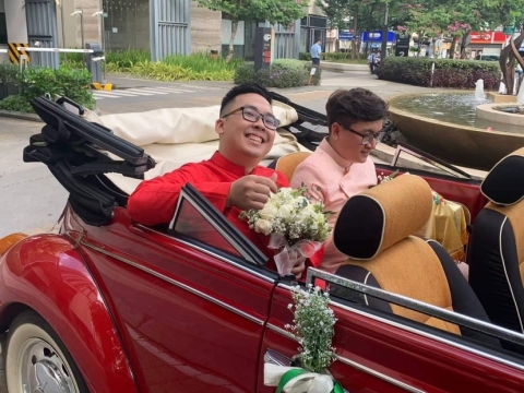 Xe đỏ - Chứng tỏ yêu em